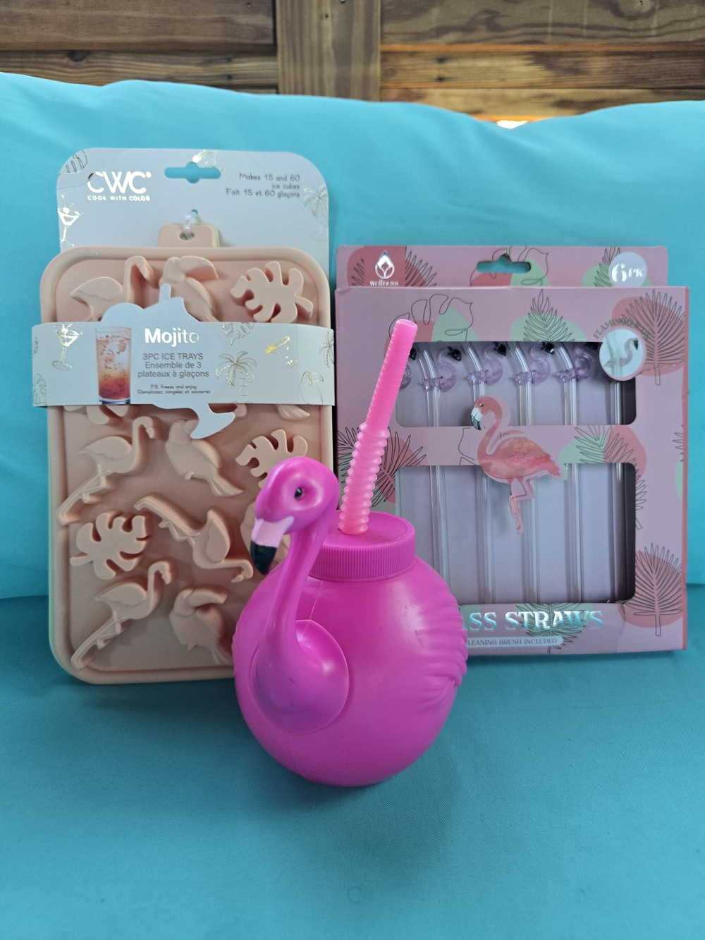 Pink Flamingo Drink Cup with Mojito Silicone Ice Tray Set & Glass Straws